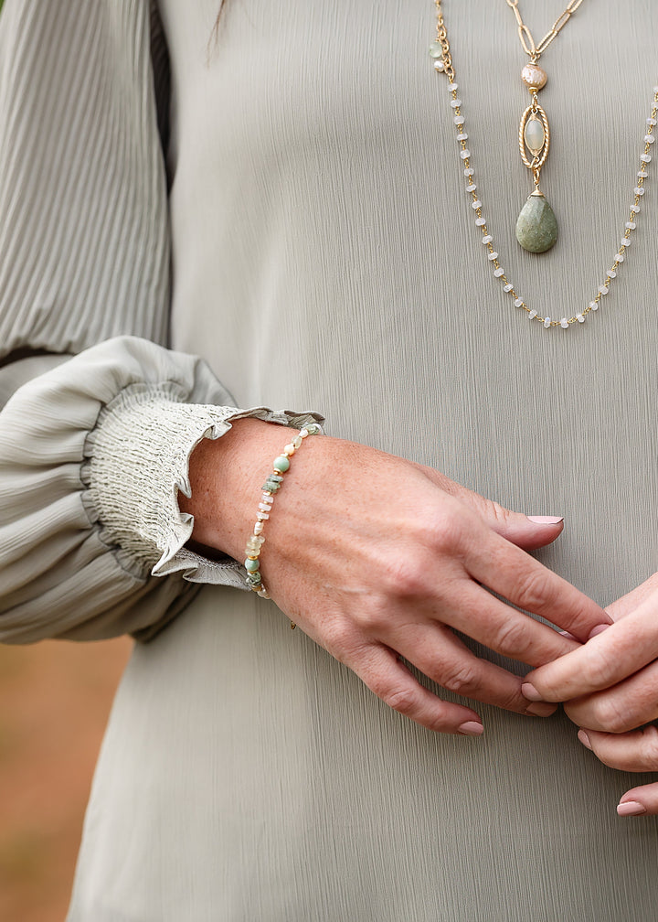 Contentment 7.5-8.5" Green Aventurine, Pearl, Prehnite Simple Bracelet