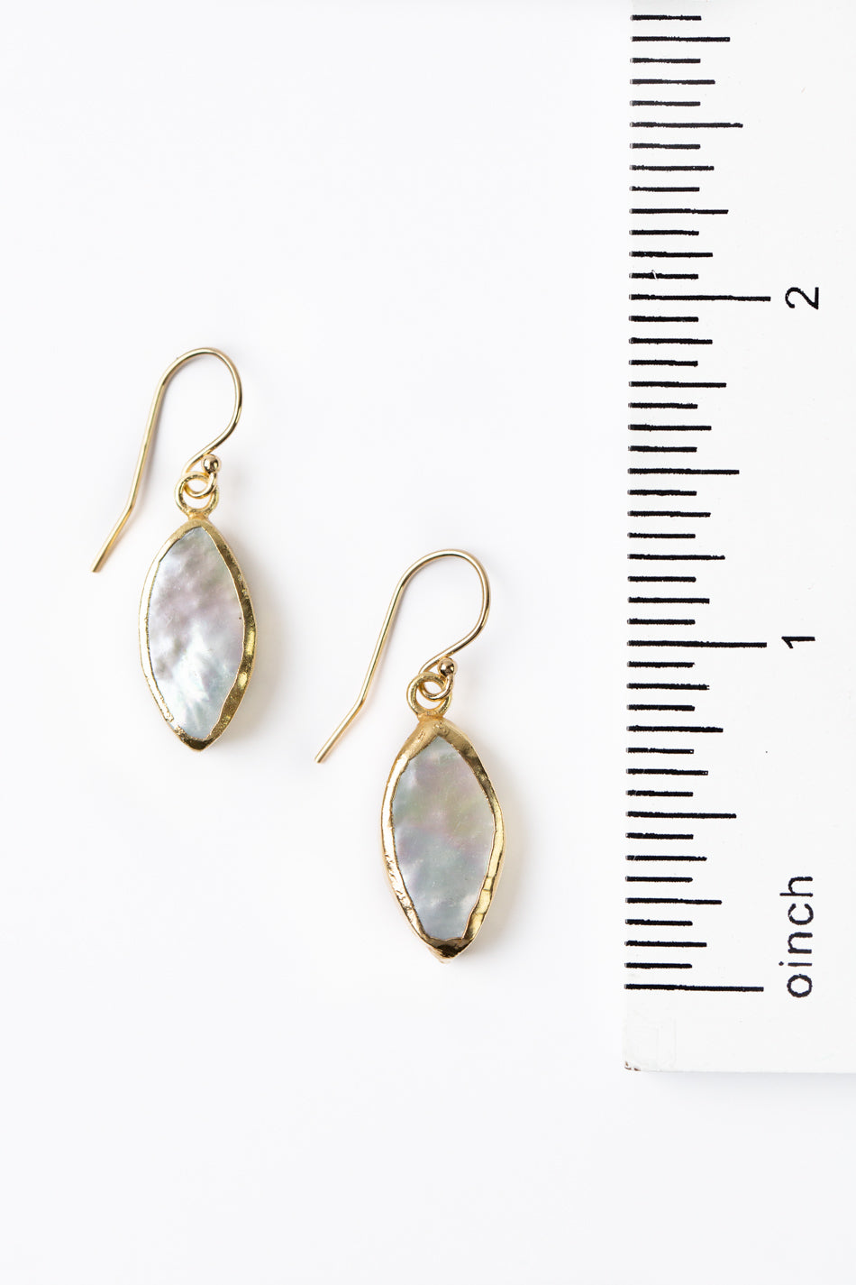 Favorites Freshwater Pearl Simple Earrings