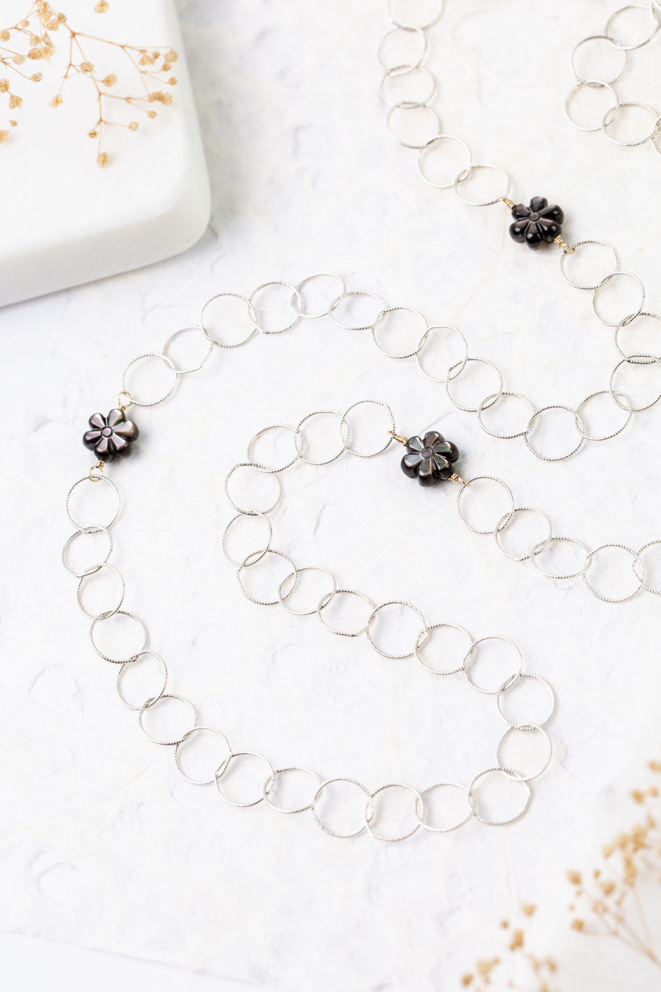 Nightfall 29-31" Abalone Flowers Simple Necklace