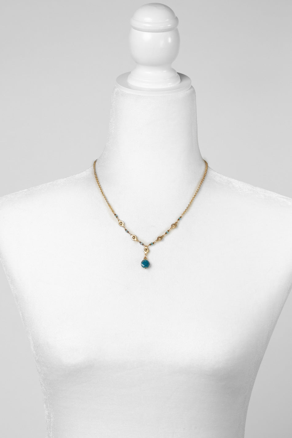 Starry Night 16.5-18.5" Faceted Blue Apatite With Detailed Sun Medallion Simple Necklace